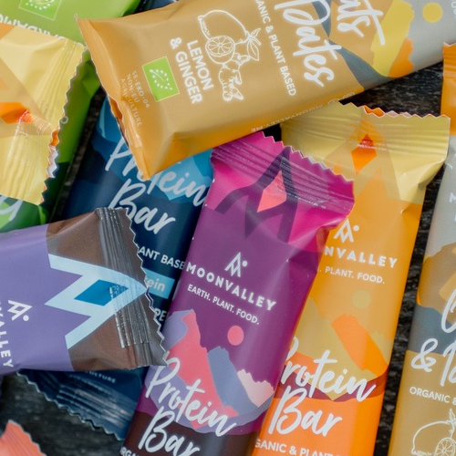 Moonvalley: BY ATHLETES. FOR EVERYONE.