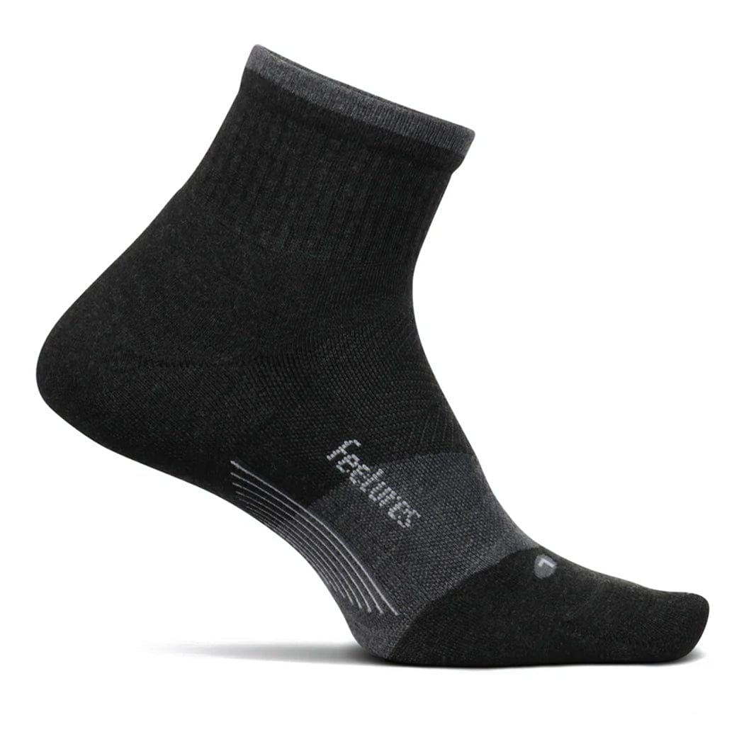 Feetures Socks S / Charcoal Trail Max Cushion Quarter XMiles