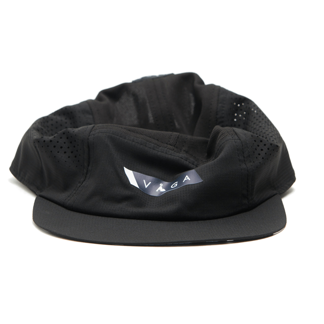 VÅGA Headwear Storm Black Feather Racing Cap XMiles